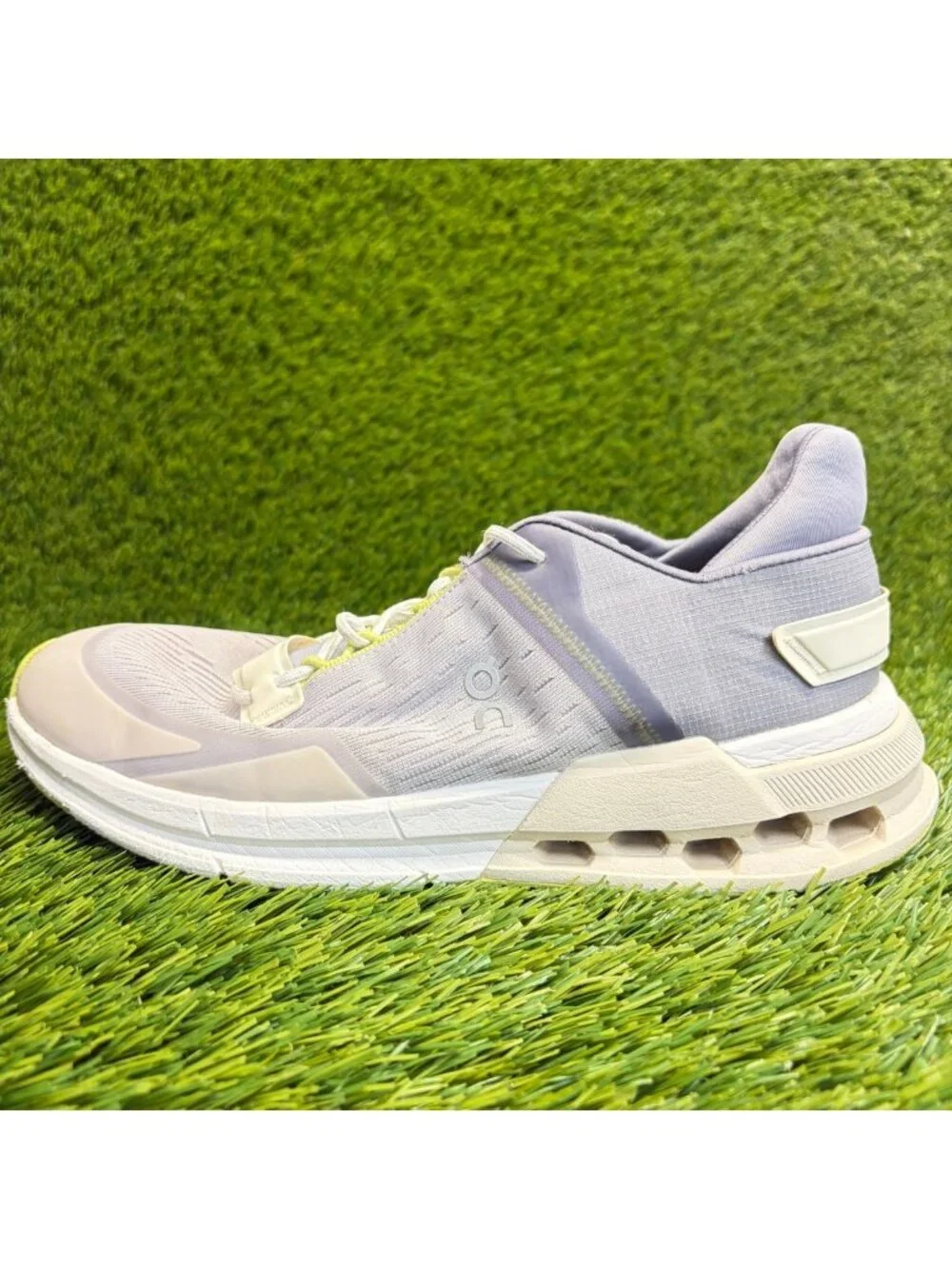 On Cloudnova Flux Womens Size 8 Purple White Athletic Running Shoes Sneakers